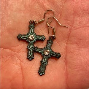 BOGO!! Cross Earrings ❤️🙏🏻 ✝️❤️